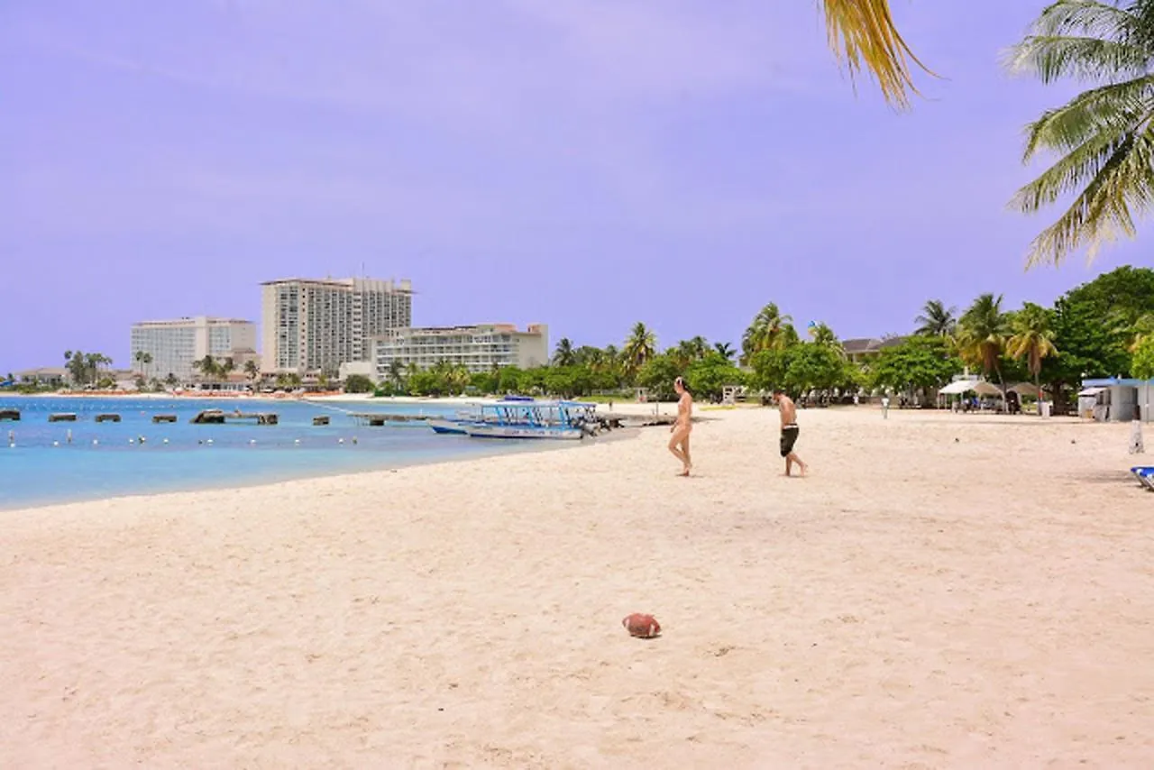 Apartment Mermaids Suite At Sandcastles Ocho Rios